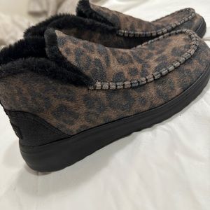 Hey Dude boots new never worn size 8